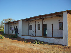 zambia-teachers-houses